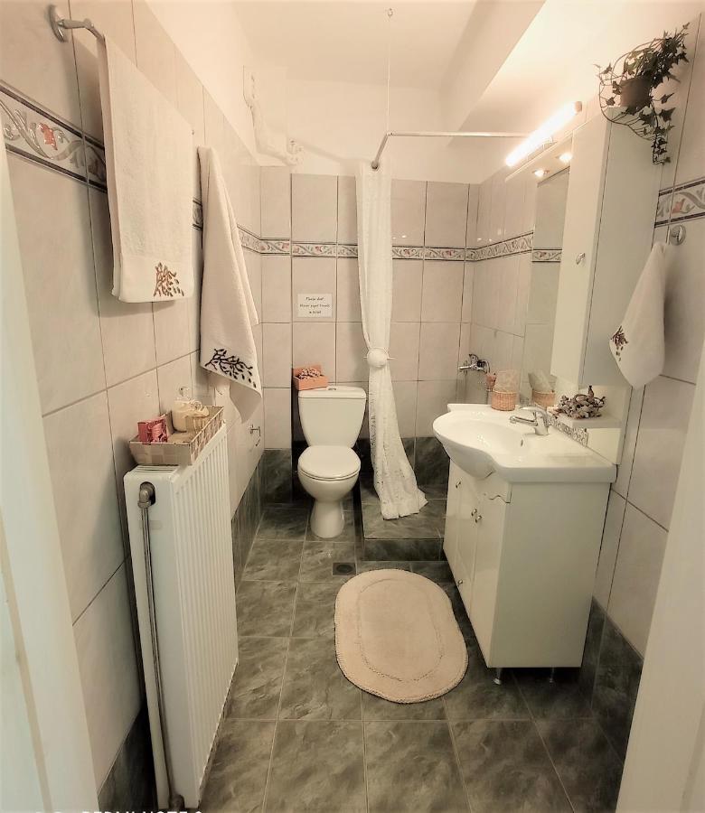 G Apartment In Айя-Евфимия Экстерьер фото