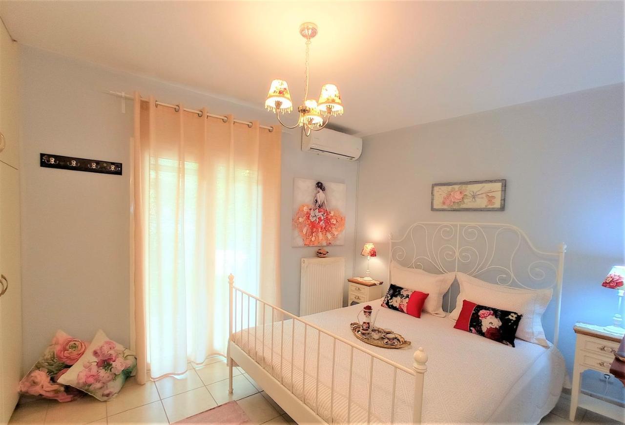 G Apartment In Айя-Евфимия Экстерьер фото